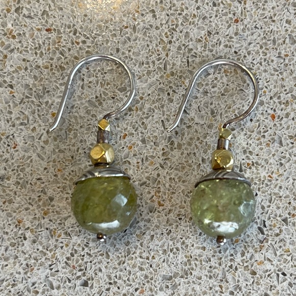 Beth Orduna Peridot Sterling Silver Drop Earrings - Picture 4 of 5